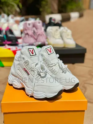 Ladies Fashion Sneakers