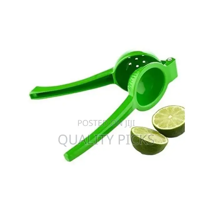 Plastic Manual Double Layer Lemon Squeezer -Green