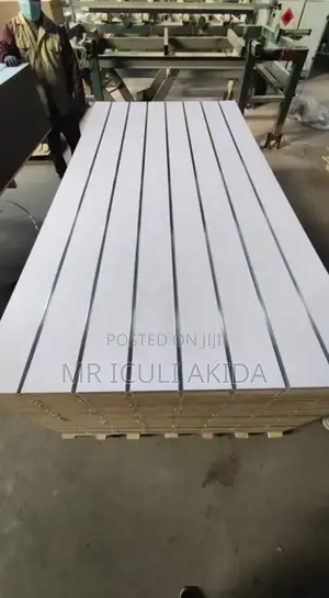 4x8ft White Full MDF Display Board WTH Aluminium Inserts