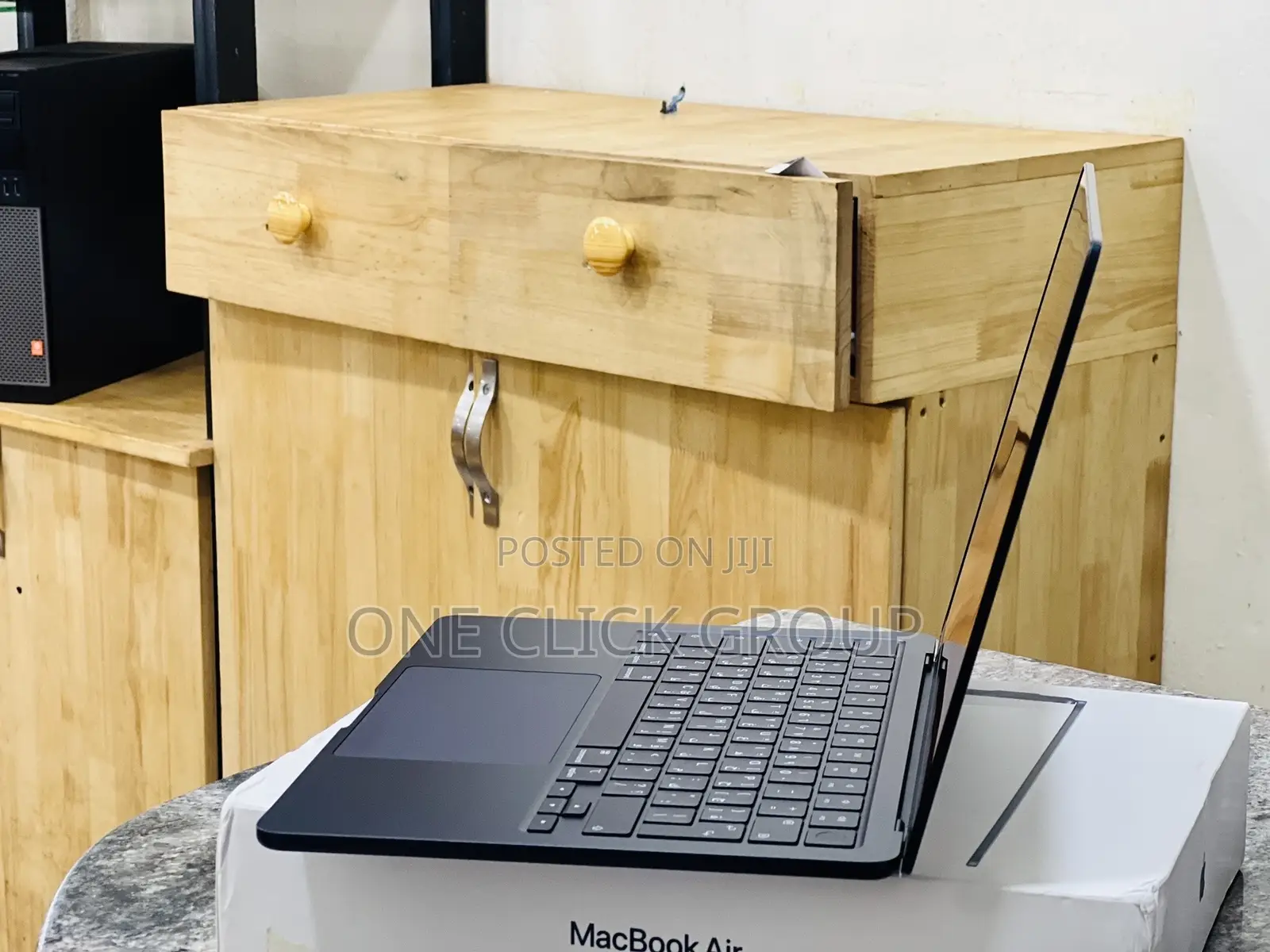 New Laptop Apple MacBook Air 2022 M2 8GB Apple M2 SSHD (Hybrid) 256GB