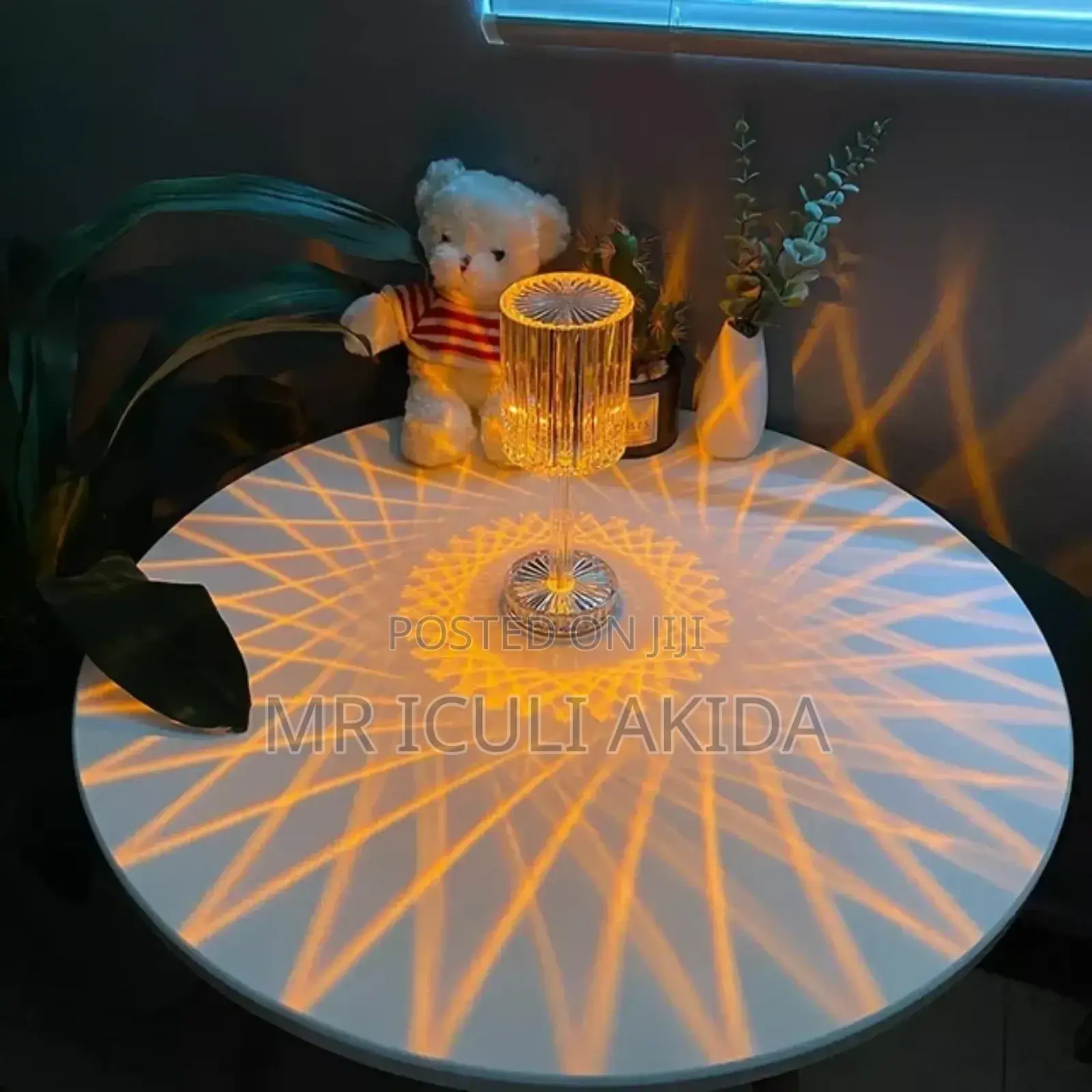 Diamond Crystal Bedside Table Lamp WTH Romantic Atmosphere