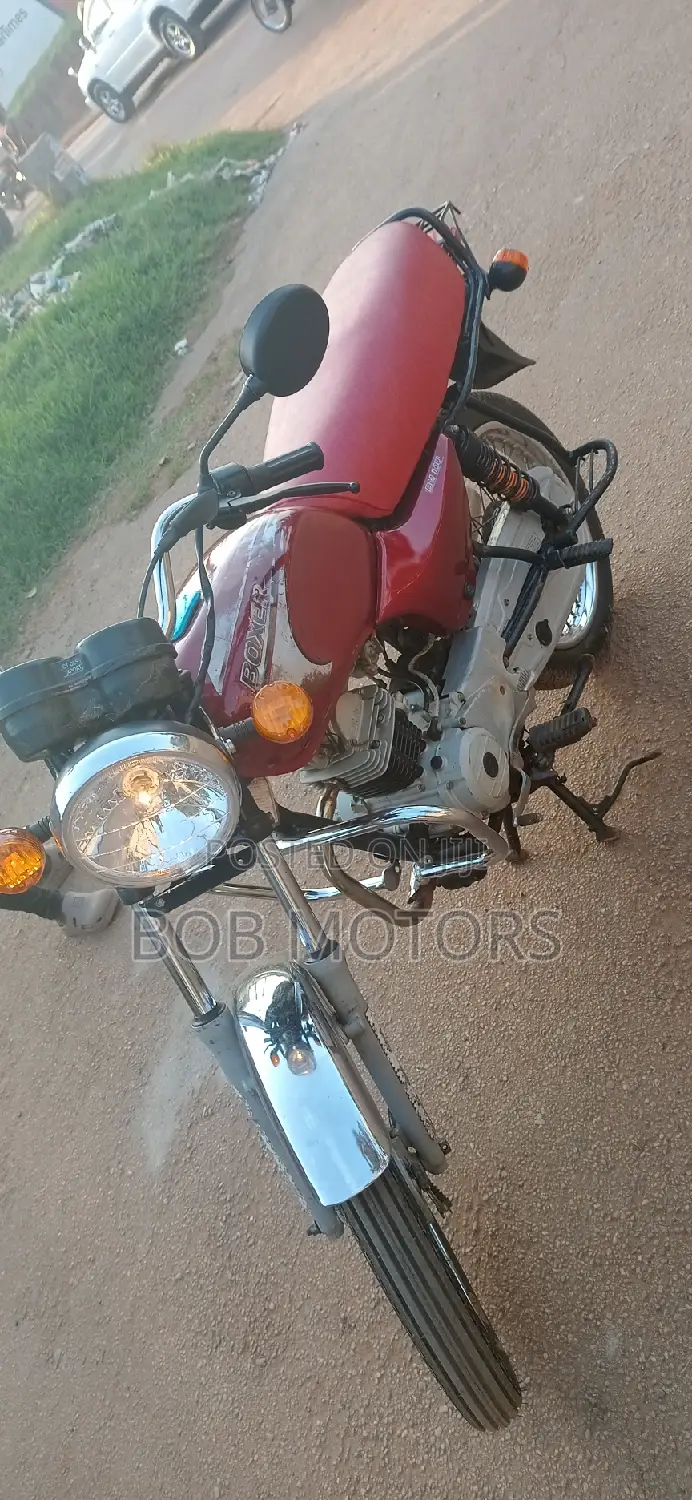 Bajaj Boxer 2021 Red