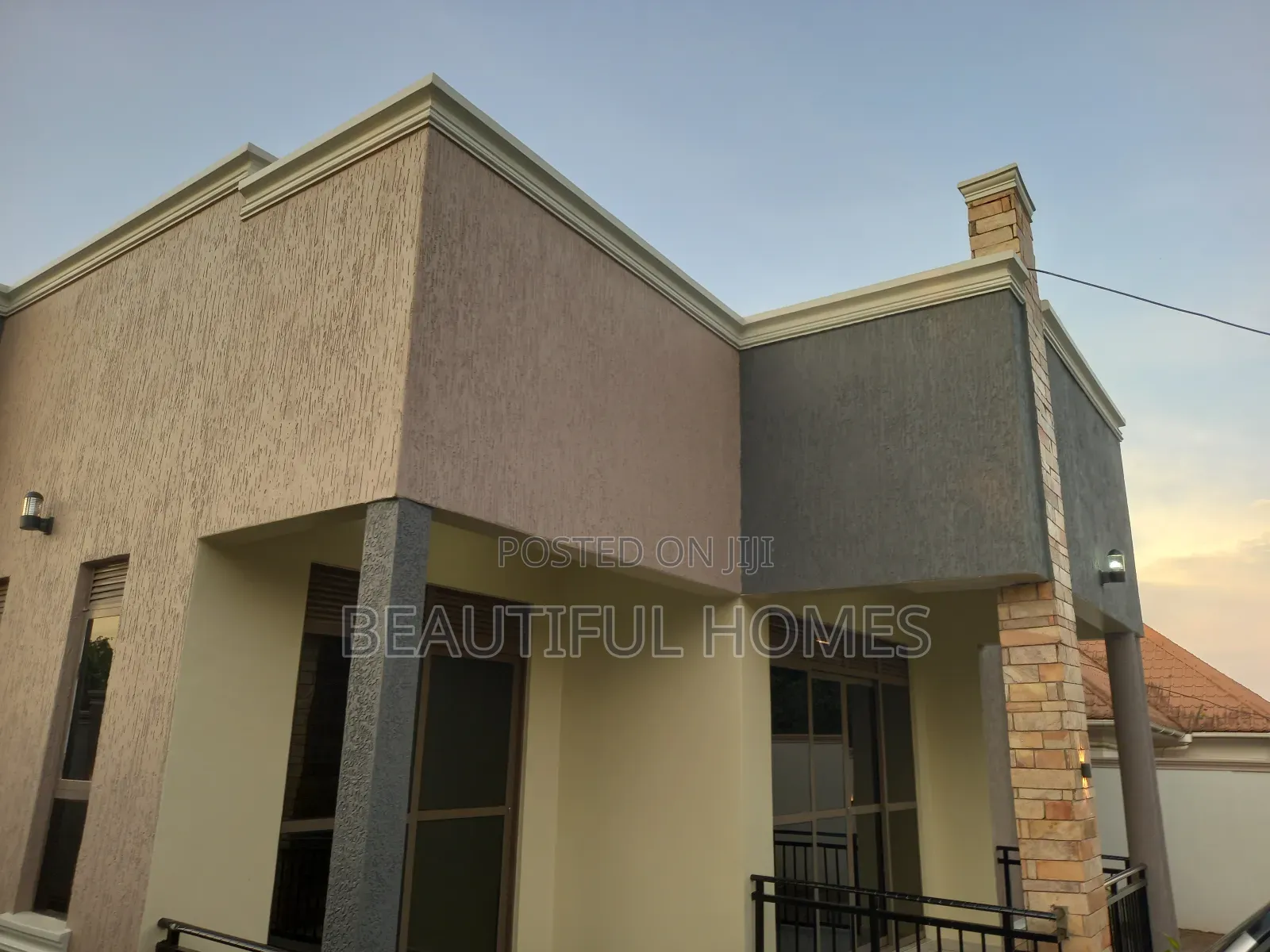 Furnished 4bdrm House in Kira for sale