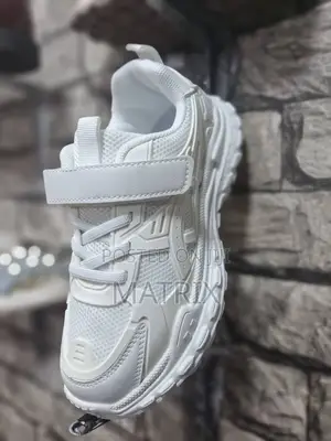 Kids Boy's Girl's (Toddler/Little Kid) White Sneaker
