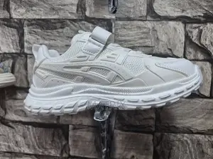 Kids Boy's Girl's (Toddler/Little Kid) White Sneaker