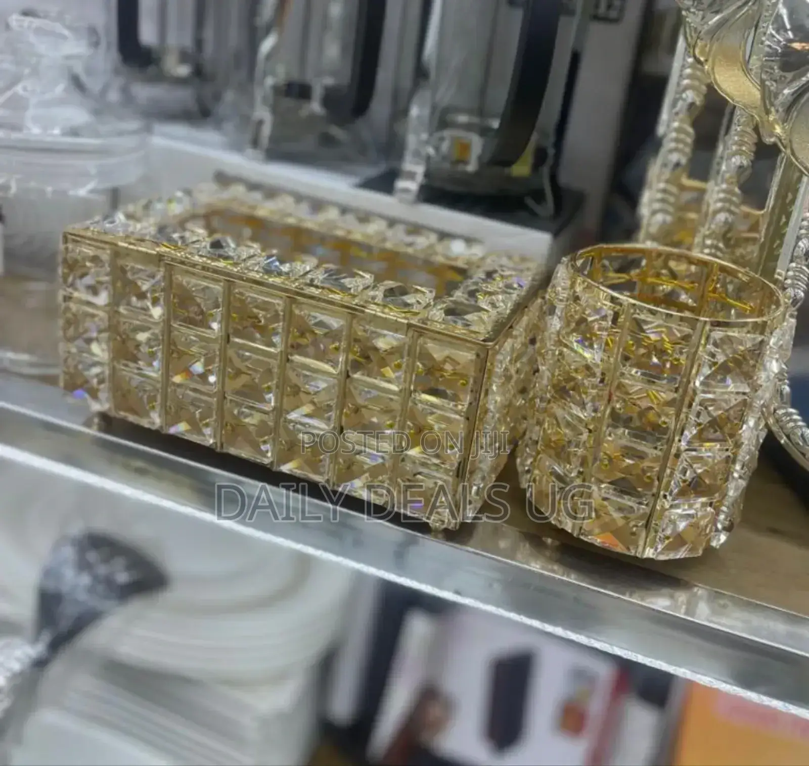 Table Glass Tissue Holder
