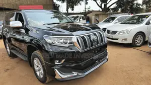 Toyota Land Cruiser Prado 2018 Black