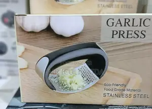 Stainless Steel Eco Friendly Garlic Press With Rubber Handle