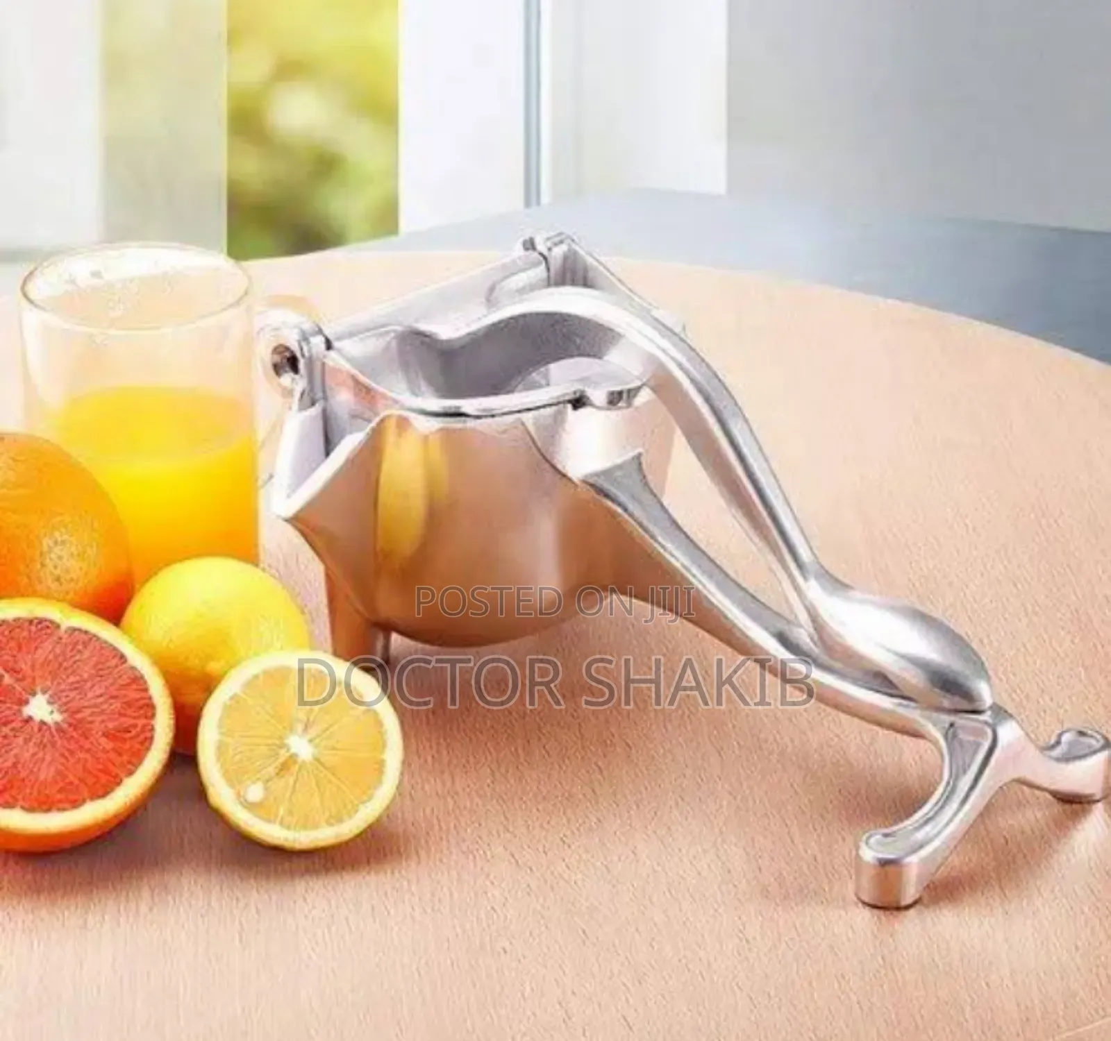 Durable Metallic Fruit Juice Squeezer