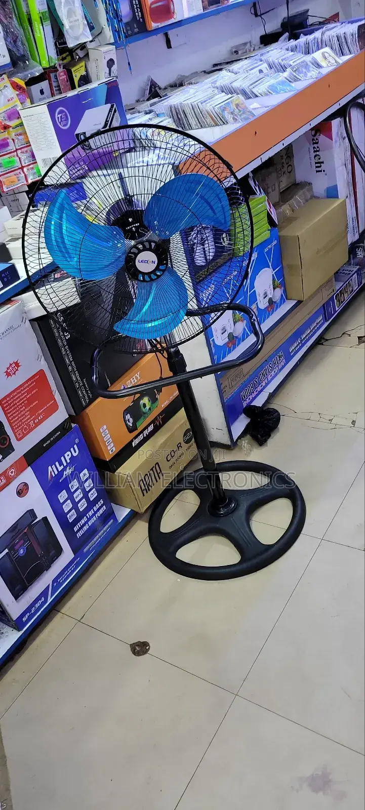 Oscillating Ledon Stand Fan/Table Fan