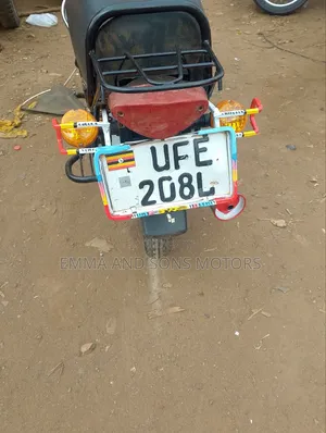 Bajaj Boxer 100 2021 Red