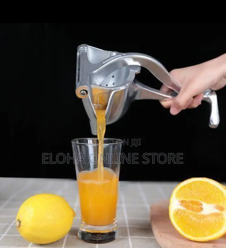 Metallic Fruit Juice Squeezer