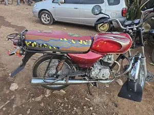 Bajaj Boxer 2023 Red
