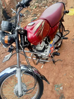 Bajaj Boxer 2024 Red