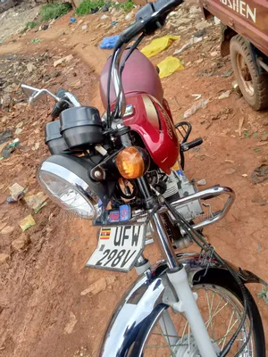 Bajaj Boxer 2024 Red