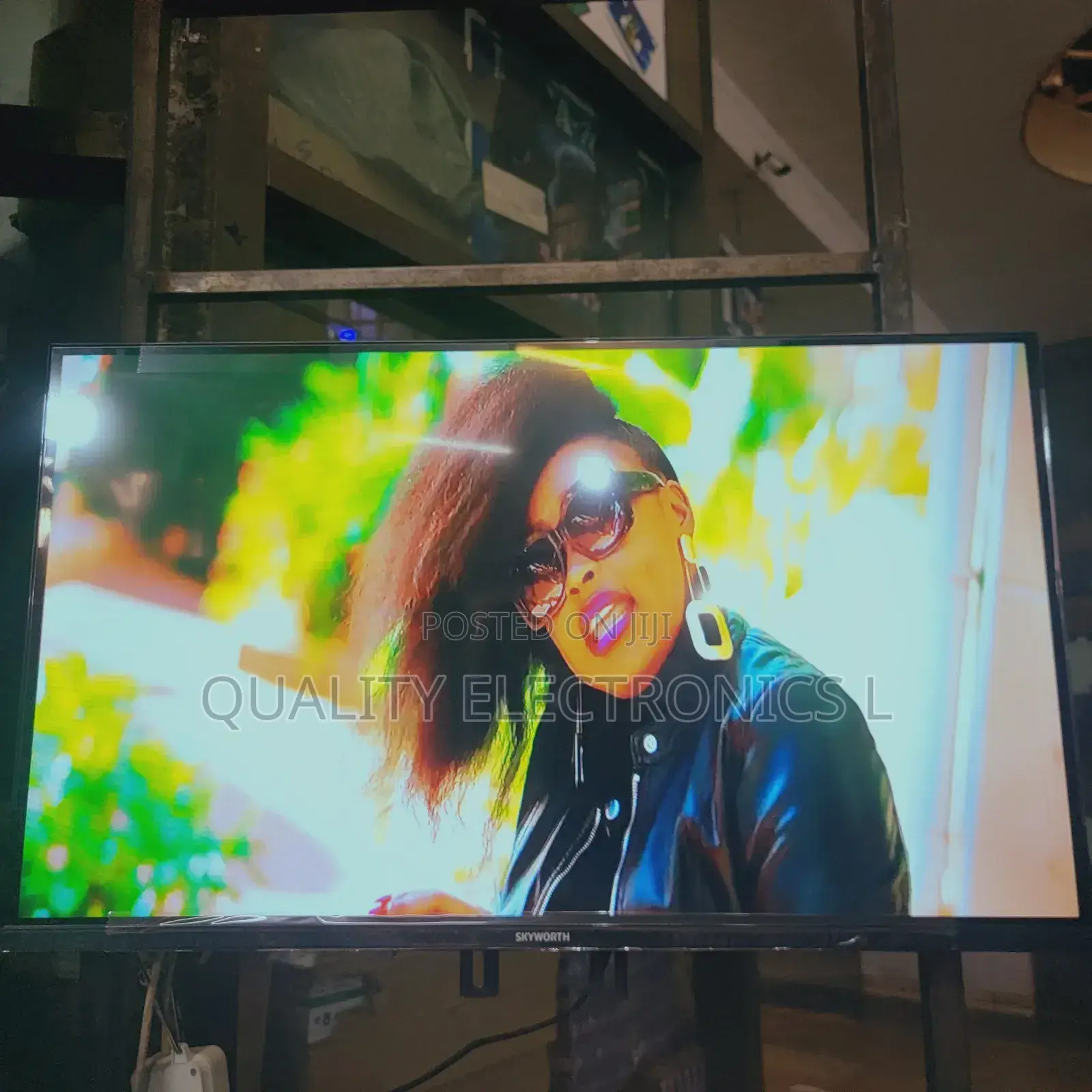 Skyworth 32 Inches Led Tv Digital