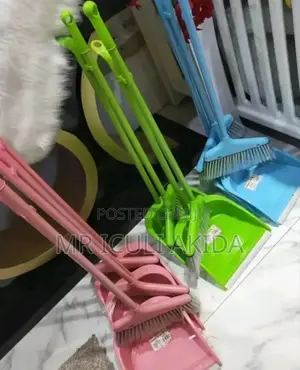 Plastic Dust Pan With Cleaning, Sweeping Broom