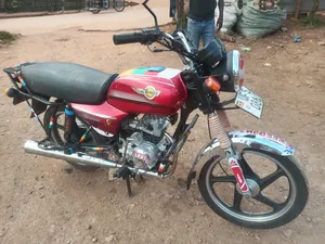 Simba UG Boss+ 100cc 2023 Red