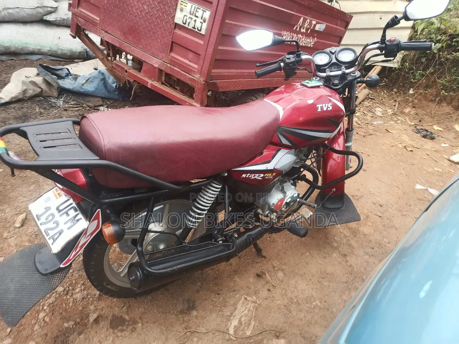 TVS HLX 125 2022 Red