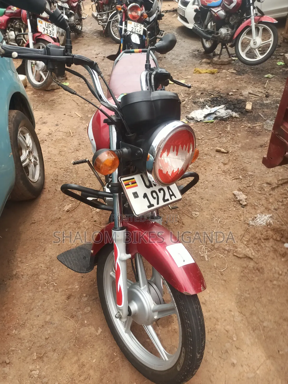 TVS HLX 125 2022 Red