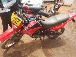 Honda Transalp XL600V 2019 Red