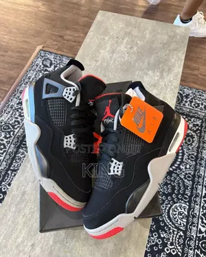 Swift Air Jordan 4 Retro "Bred Reimagined"