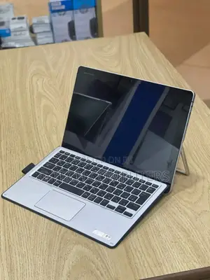 New Laptop HP Elite X2 1012 8GB Intel Core I5 SSD 256GB