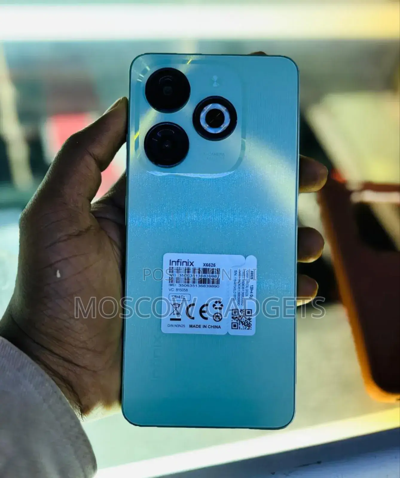 New Infinix Smart 8 64 GB Green