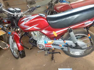 Bajaj CT 110X 2022 Red