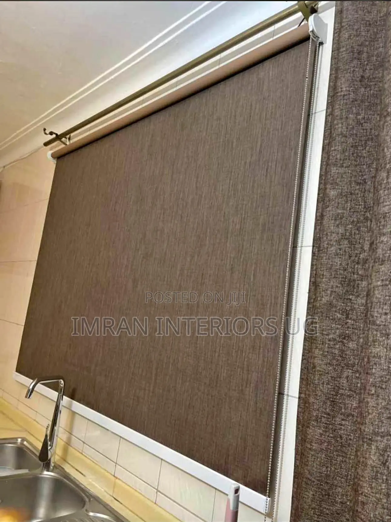 Window Blinds 105