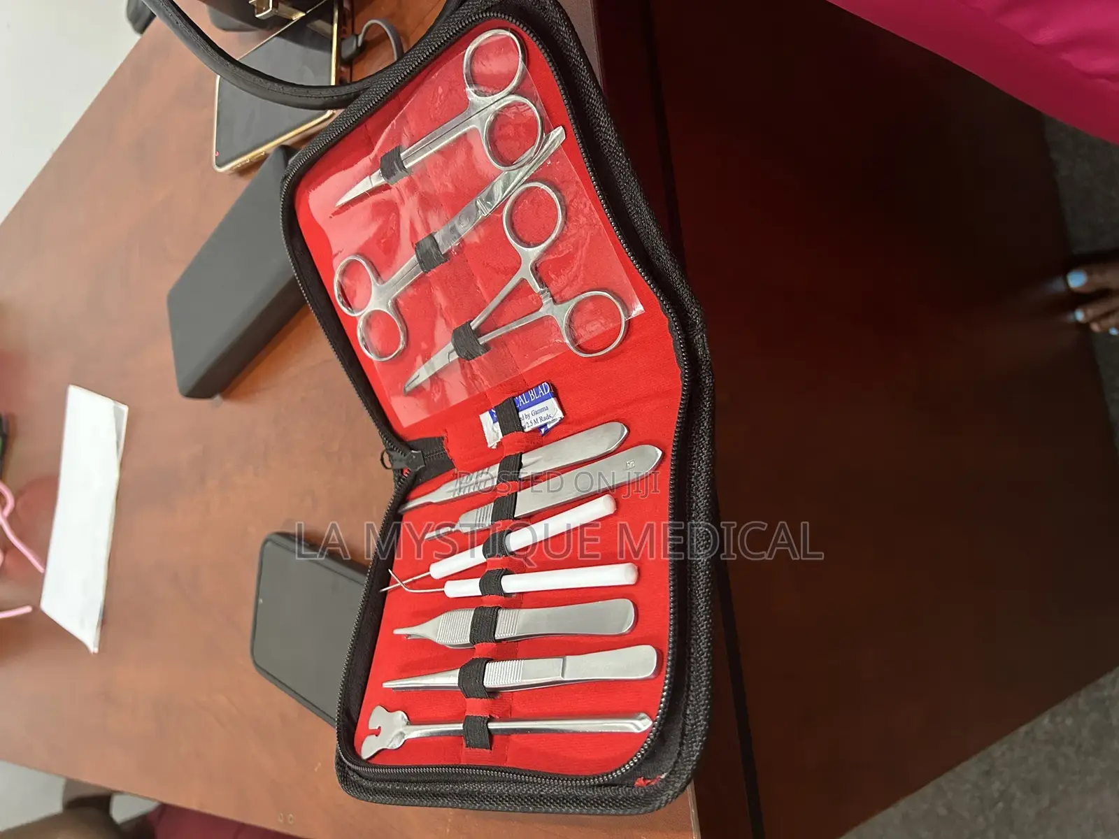 Surgical Dissecting Kit Set