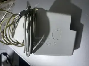 85w Macbook Pro 2015 Used UK Adaptor