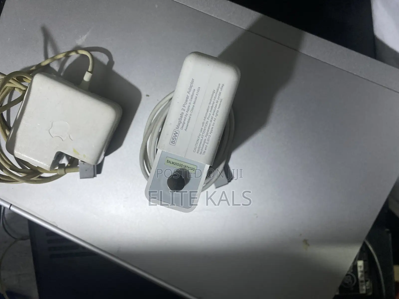 85w Macbook Pro 2015 Used UK Adaptor