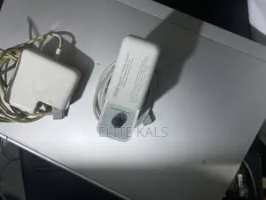 85w Macbook Pro 2015 Used UK Adaptor