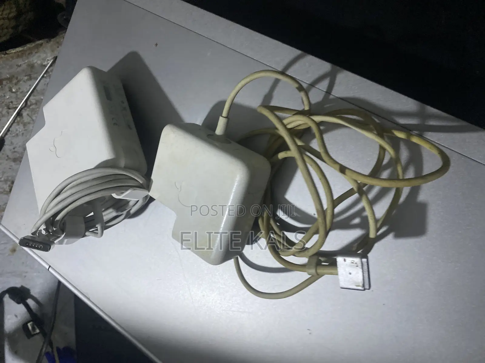 60w Used Original Uk Macbook Adapters