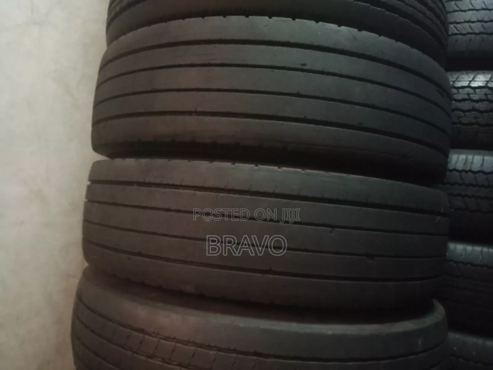 Tyre Highway 235/75r17.5 .