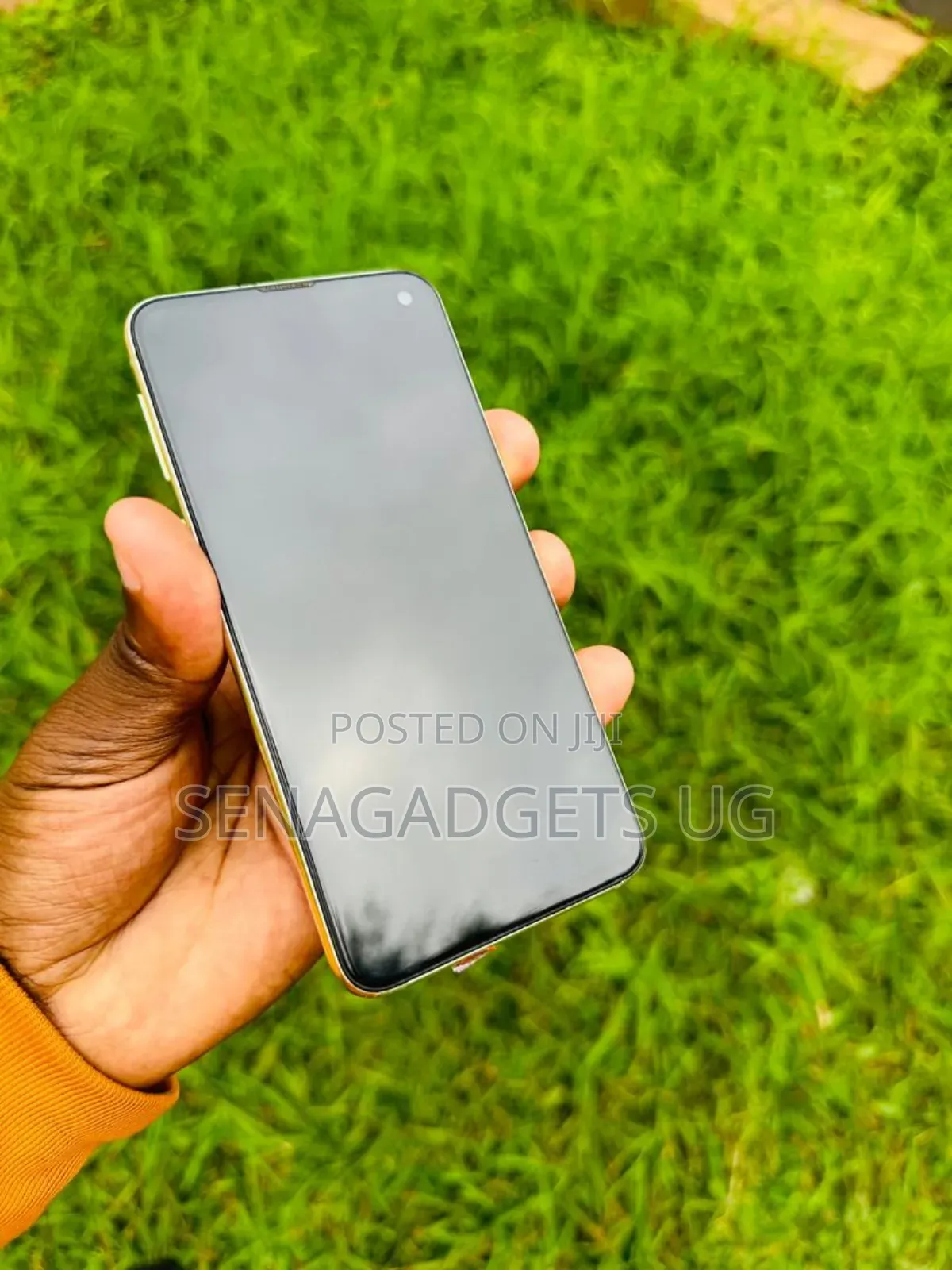 Samsung Galaxy S10e 128 GB Yellow