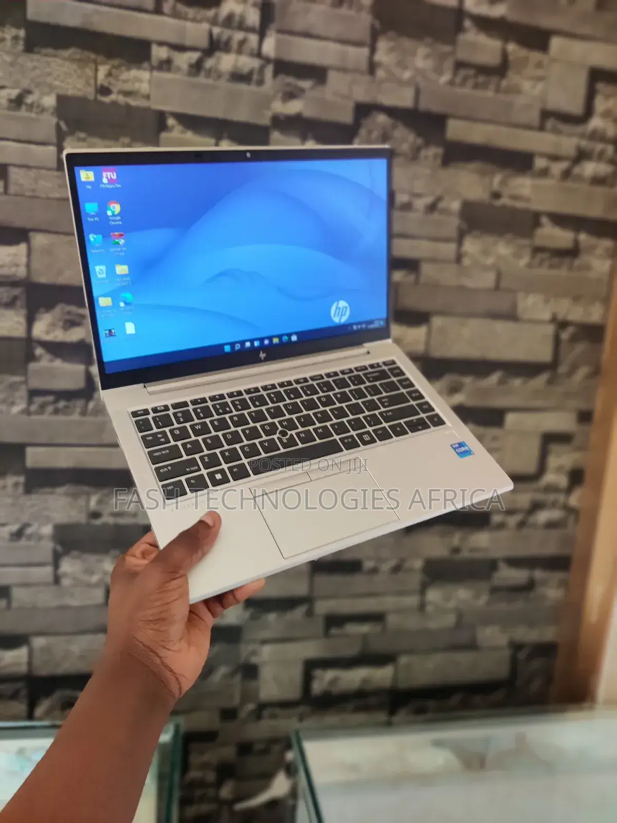 New Laptop HP EliteBook 840 G8 16GB Intel Core i7 SSD 512GB