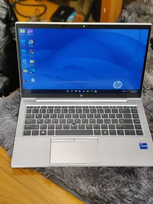 New Laptop HP EliteBook 840 G8 16GB Intel Core i7 SSD 512GB