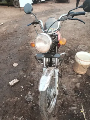 Bajaj Boxer 2015 Red