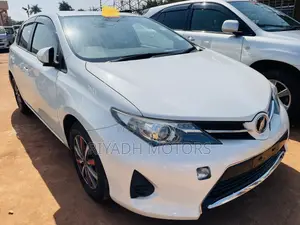 Toyota Auris 2015 White