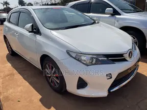 Toyota Auris 2015 White