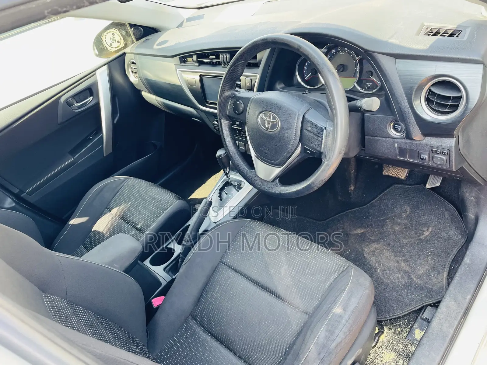 Toyota Auris 2015 White