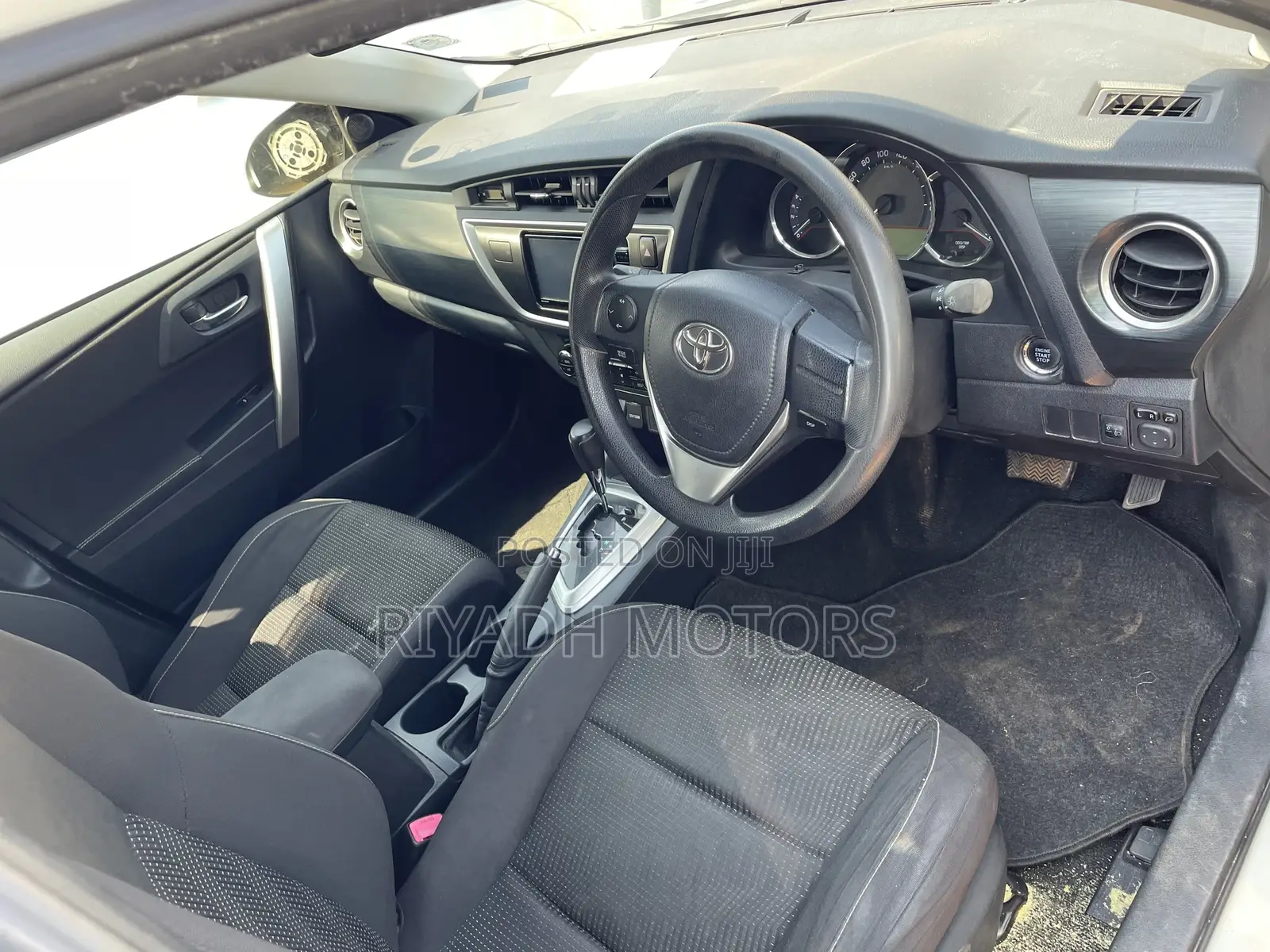Toyota Auris 2015 White