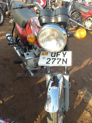 Bajaj Boxer 2023 Red