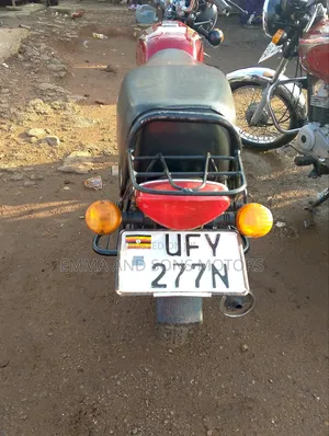 Bajaj Boxer 2023 Red
