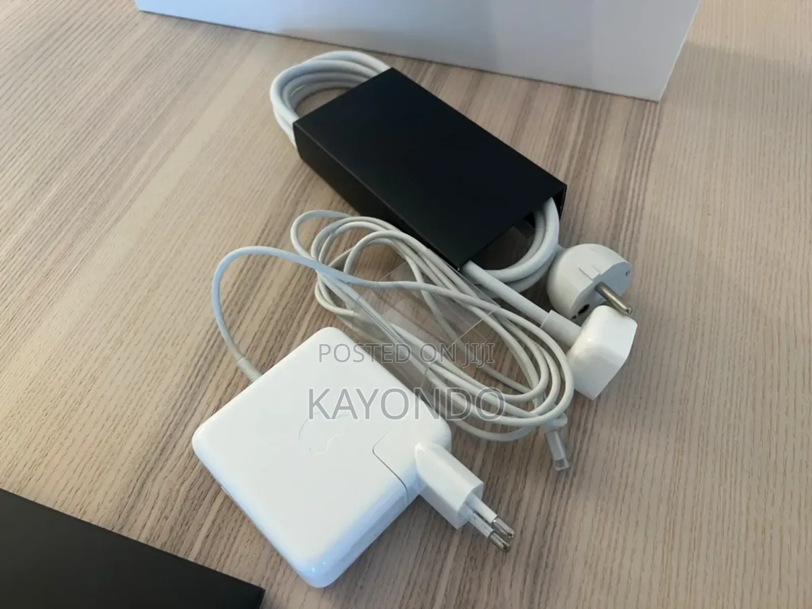 Laptop Apple MacBook 2015 8GB Intel Core I5 SSD 256GB