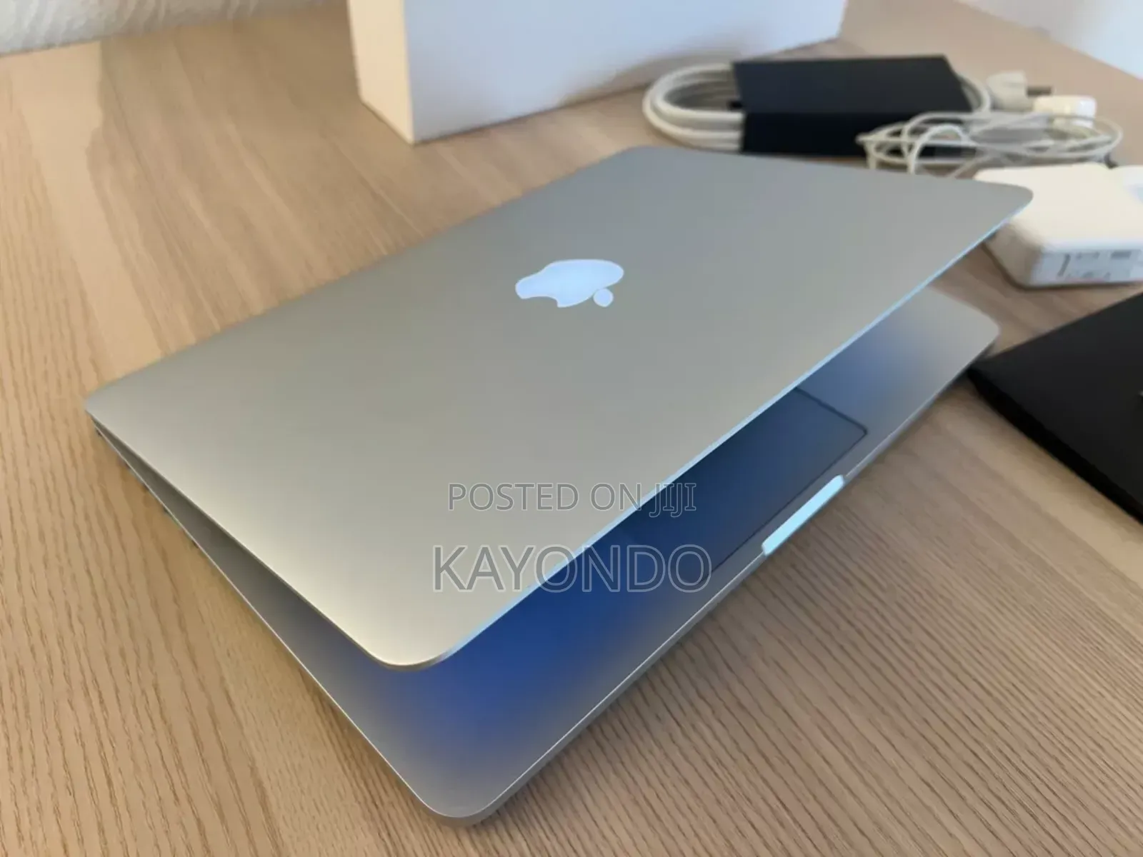 Laptop Apple MacBook 2015 8GB Intel Core I5 SSD 256GB
