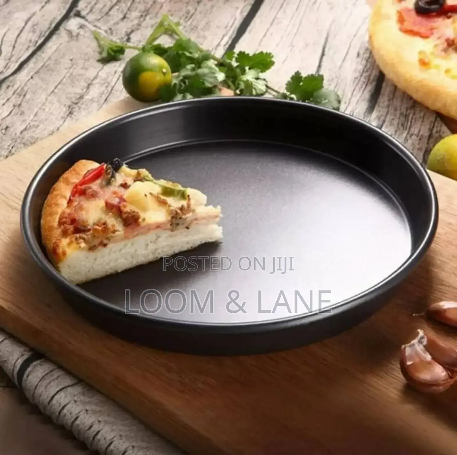 Non Stick Round Pizza Tray