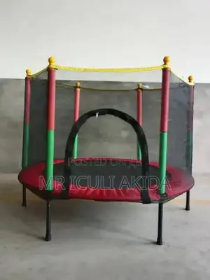 Brand New Kids Jumping Trampoline WTH Safety Side Net
